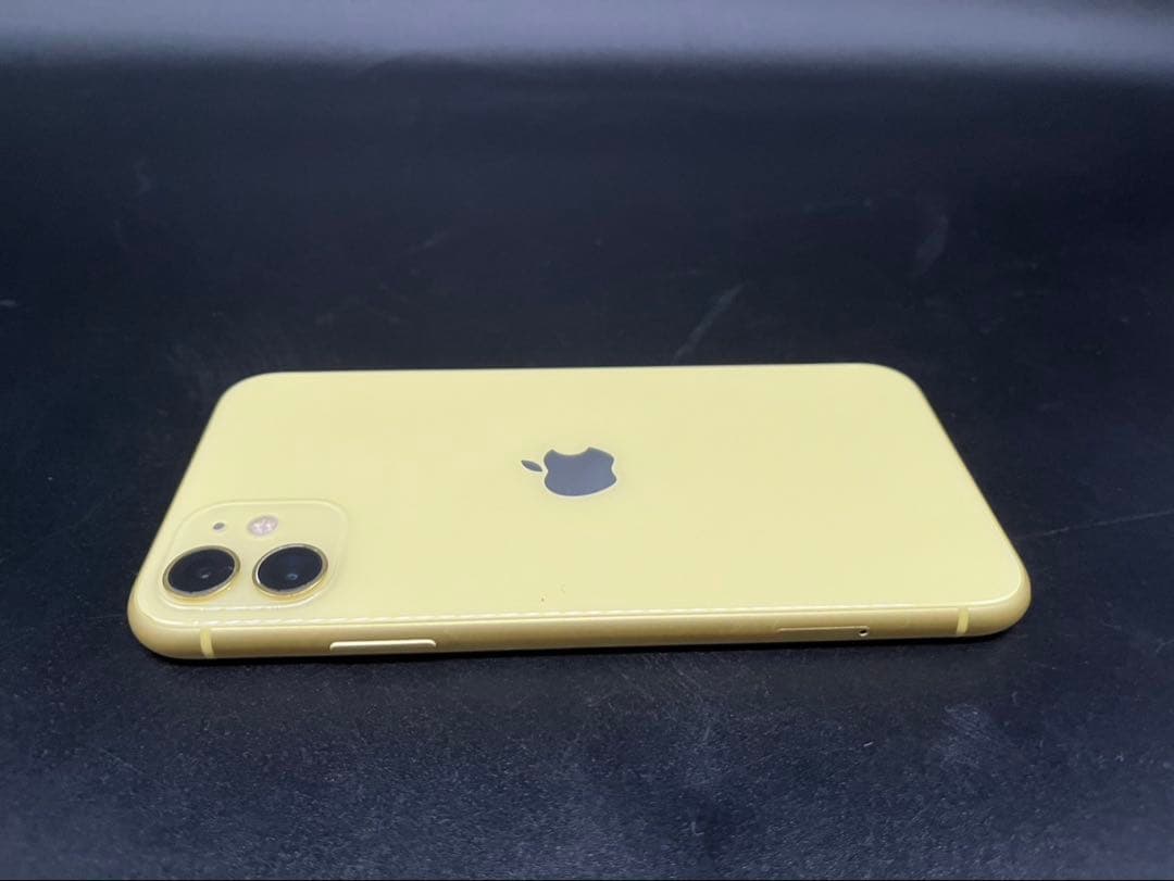 ◇iPhone11 NWM42J/A 128GB SIMロックあり