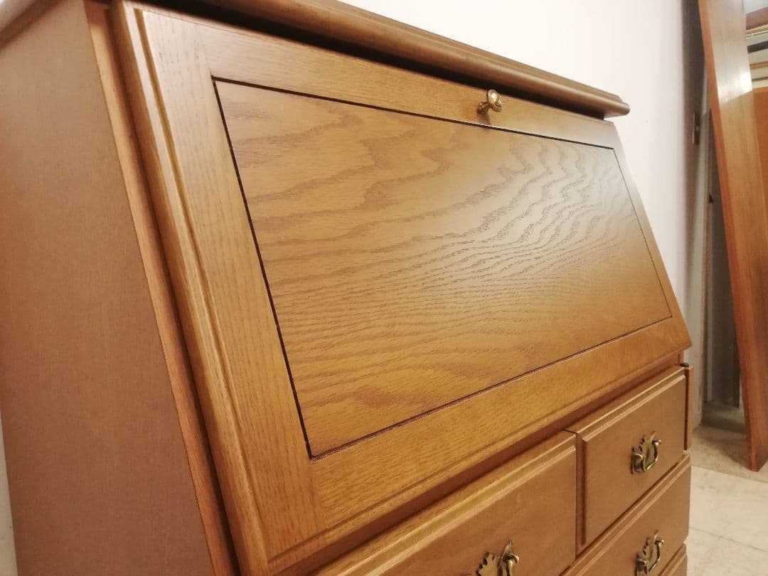 モデルルーム展示品　天然木楢材を使用したライティングビューローデスク 書斎机