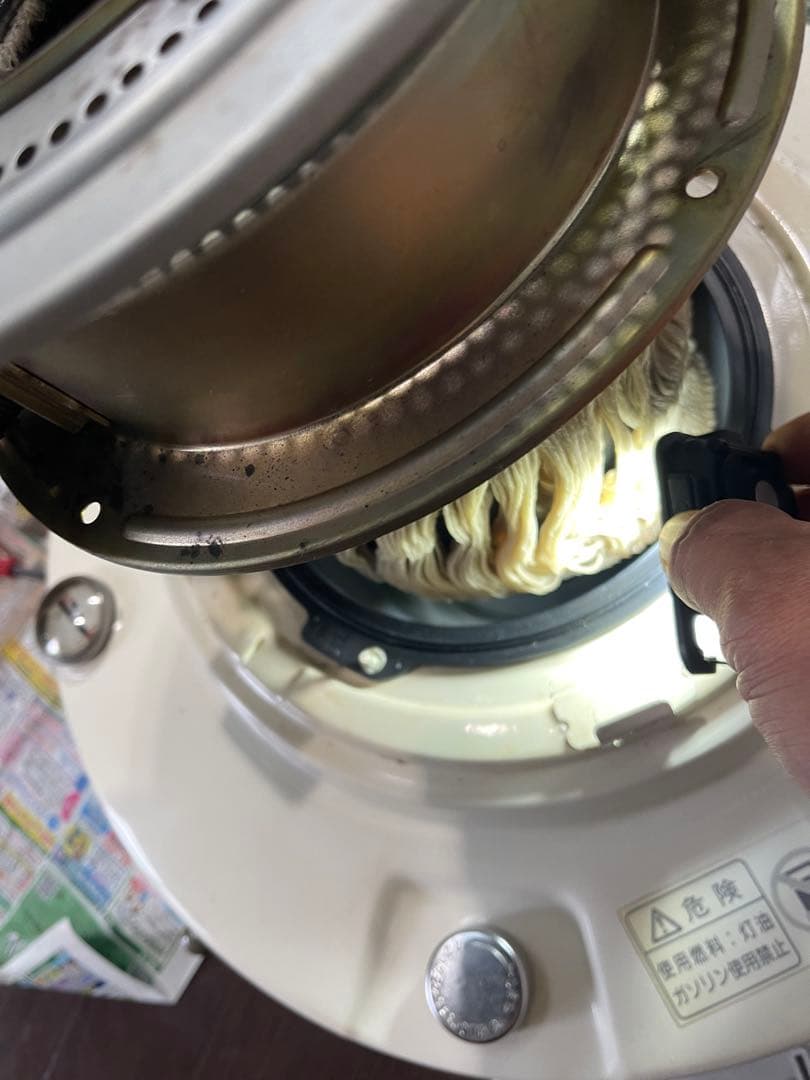 トヨトミ 石油ストーブ　KSA−120B