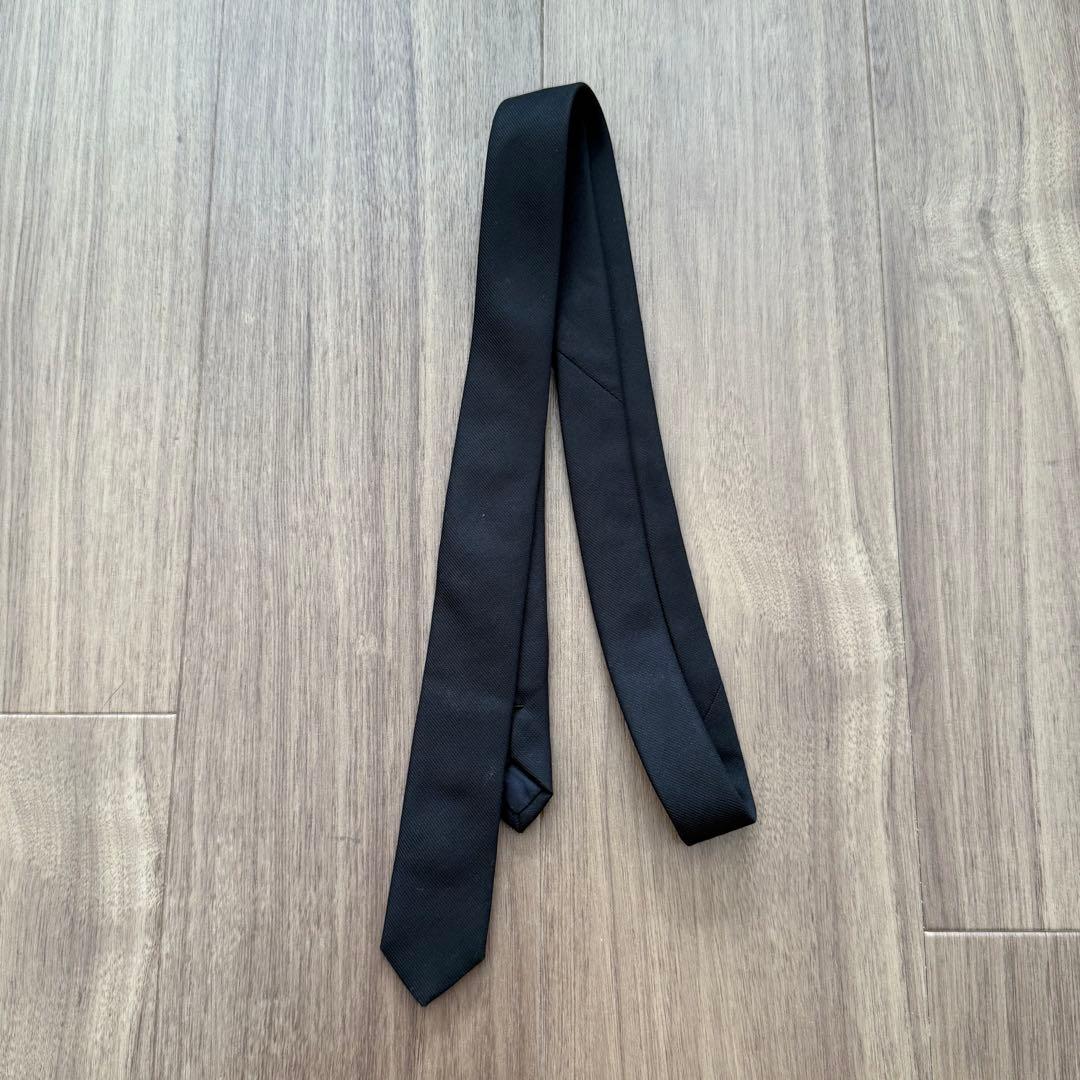 サンローランパリ　ナローネクタイ