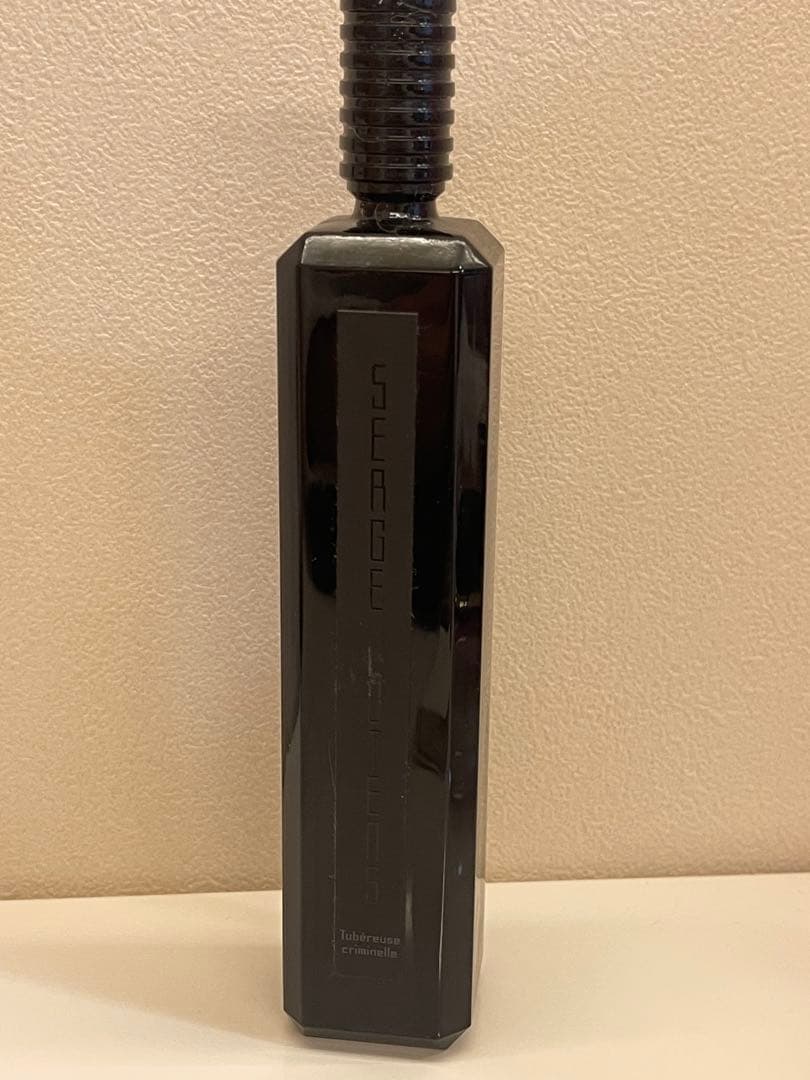 Serge Lutens チュベルーズクリミネル
