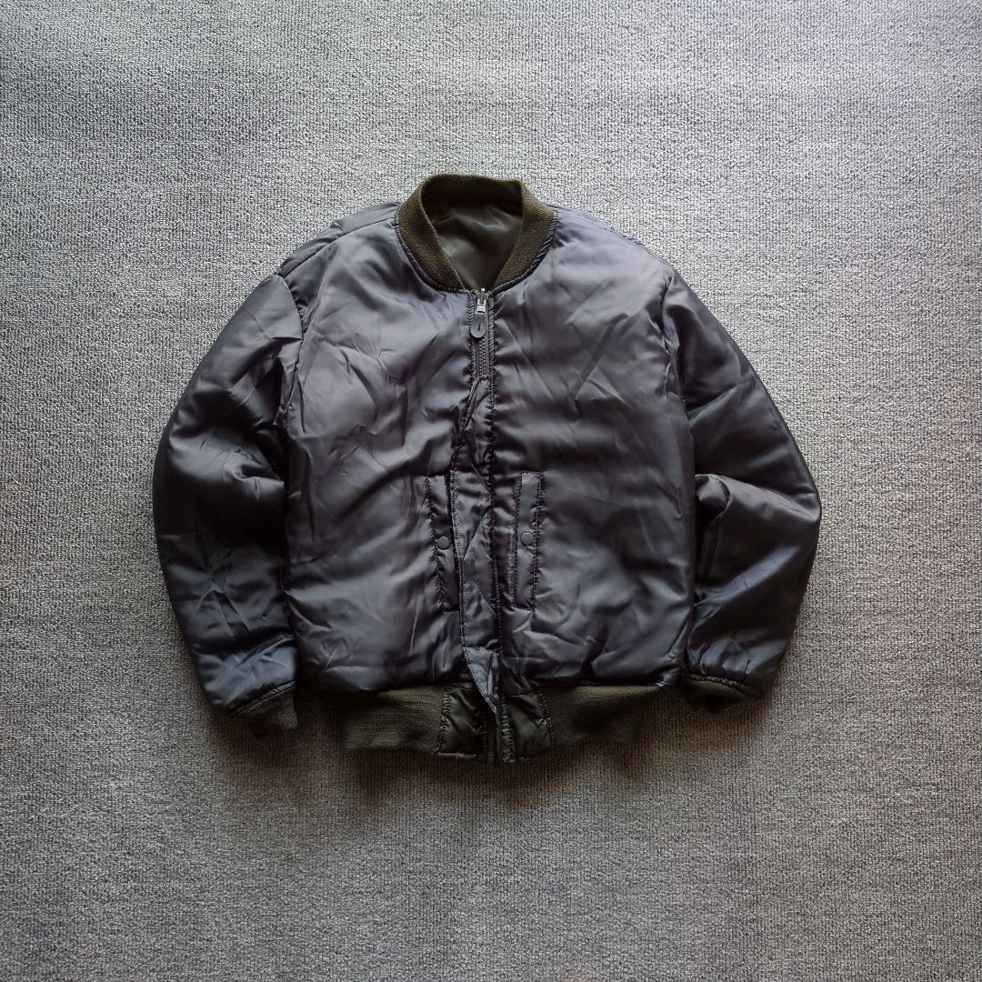 美品unknownMA-1フライトジャケットリバーシブルナイロン中綿短丈グレーL