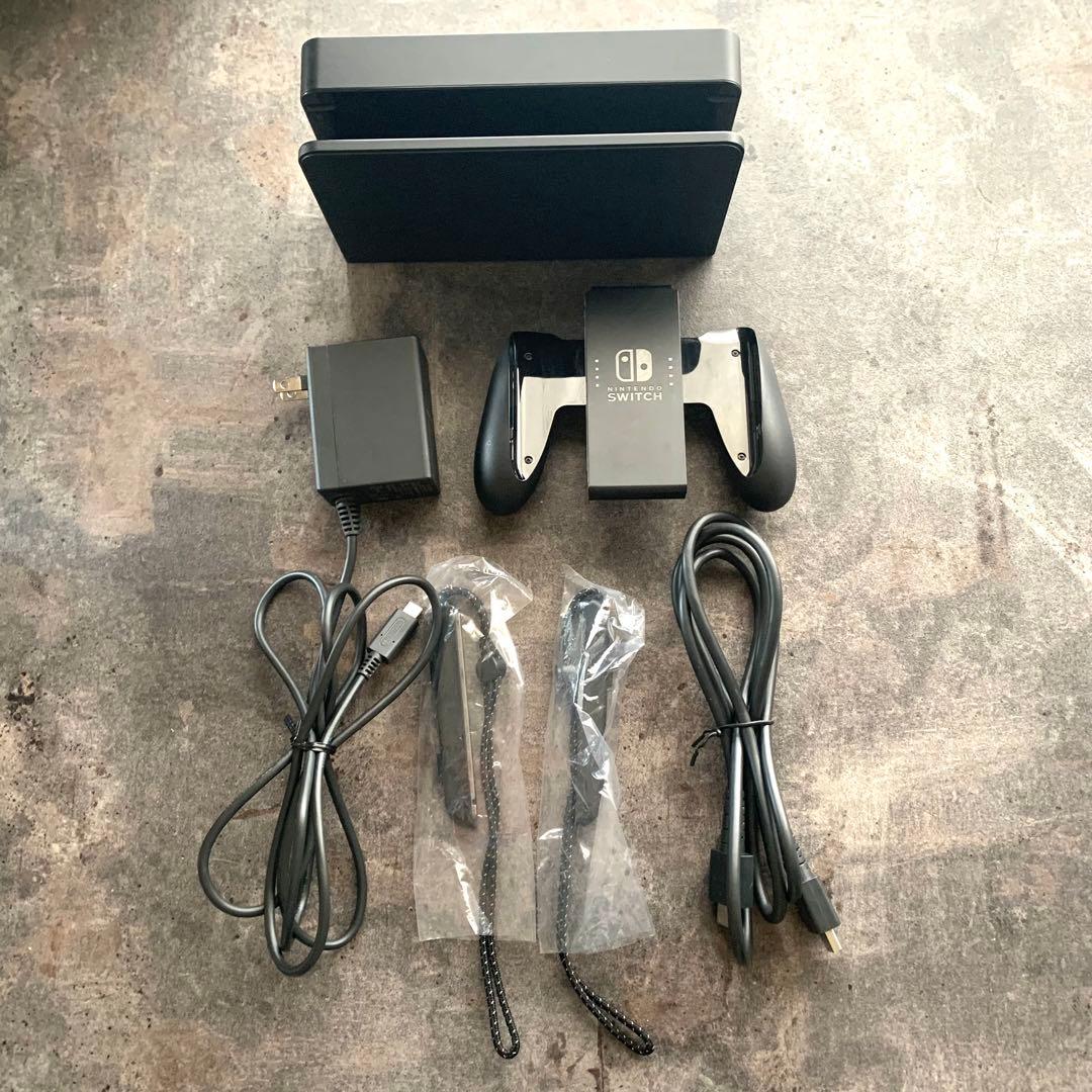 美品　Nintendo Switch 有機ELモデル　おまけ付き　任天堂