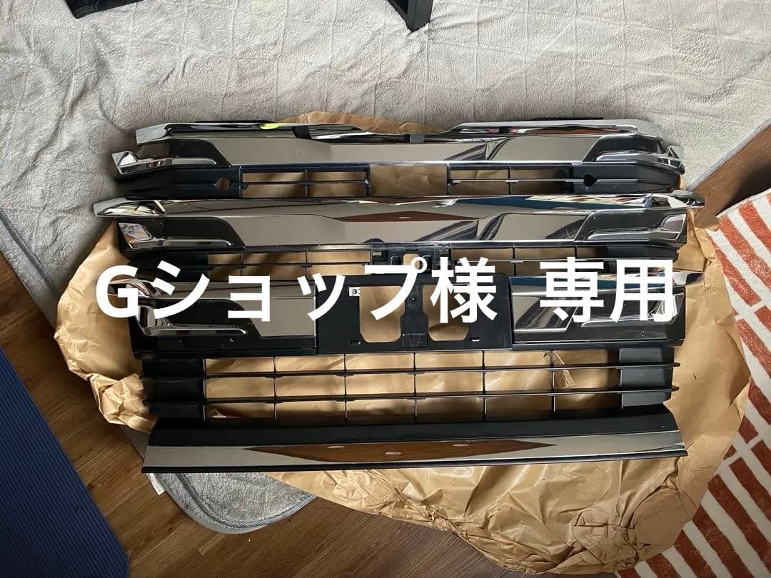 トヨタ　ノア 90 モデリスタ　フロントグリル