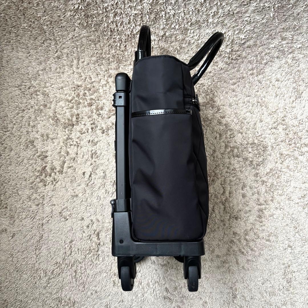 いつき SWANY キャリーバッグ 4輪ストッパー キルティング 黒