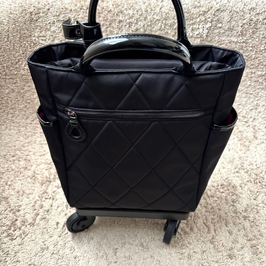いつき SWANY キャリーバッグ 4輪ストッパー キルティング 黒