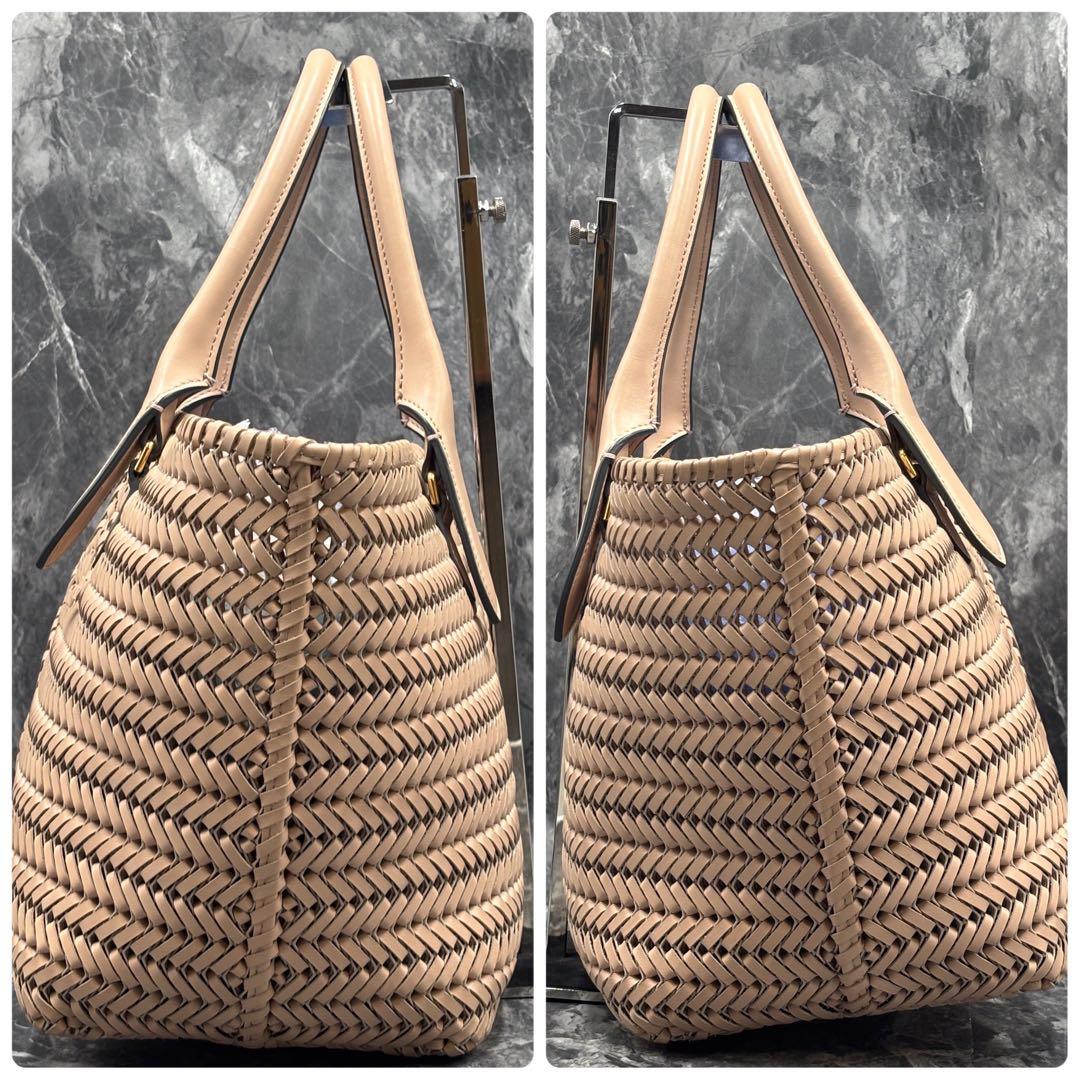 こにゃん ✨アニヤハインドマーチ　ニーソン　トートバッグ