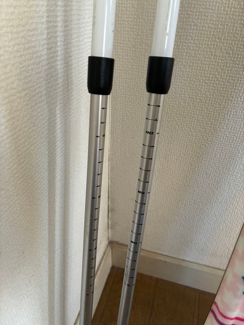 ロシニョールキッズ用fun girlのスキー板、ポール、ブーツの3点セット