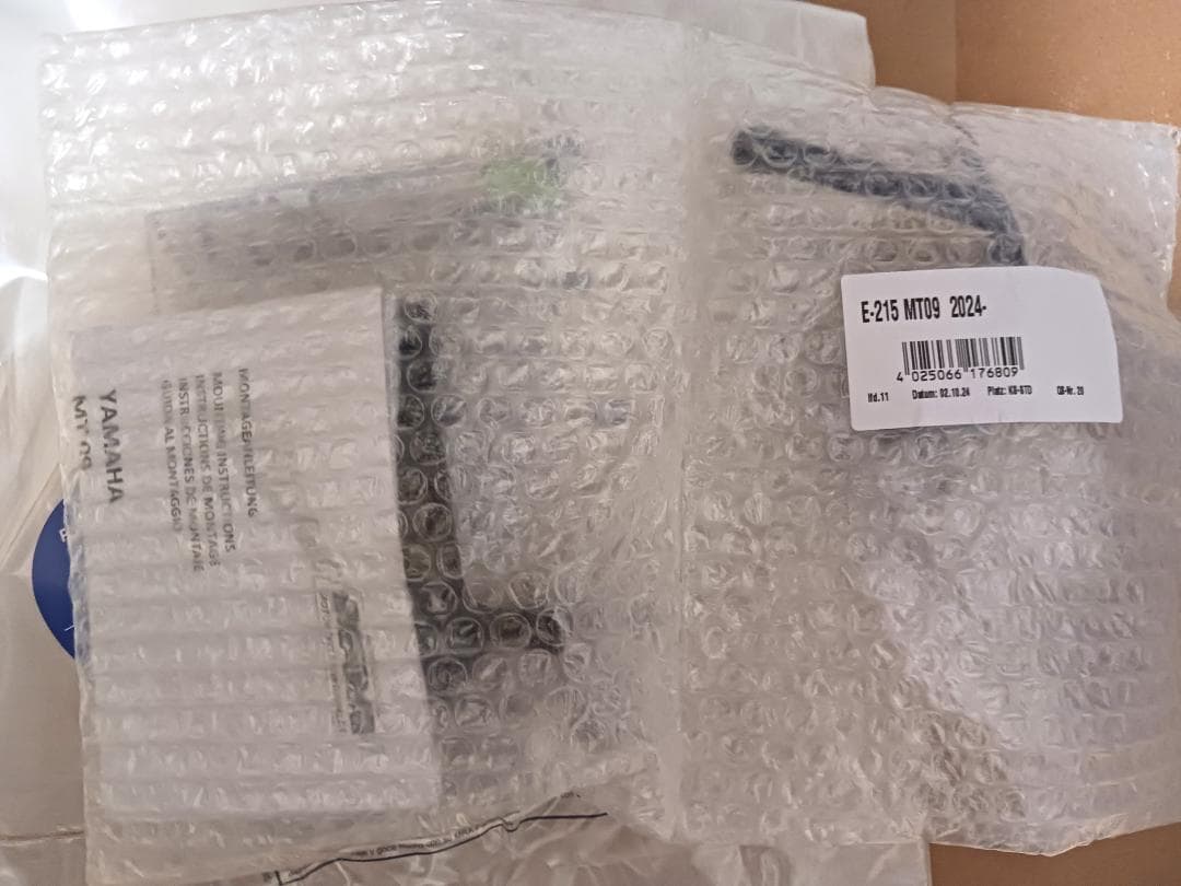 MRA スクリーン クリア MT-09