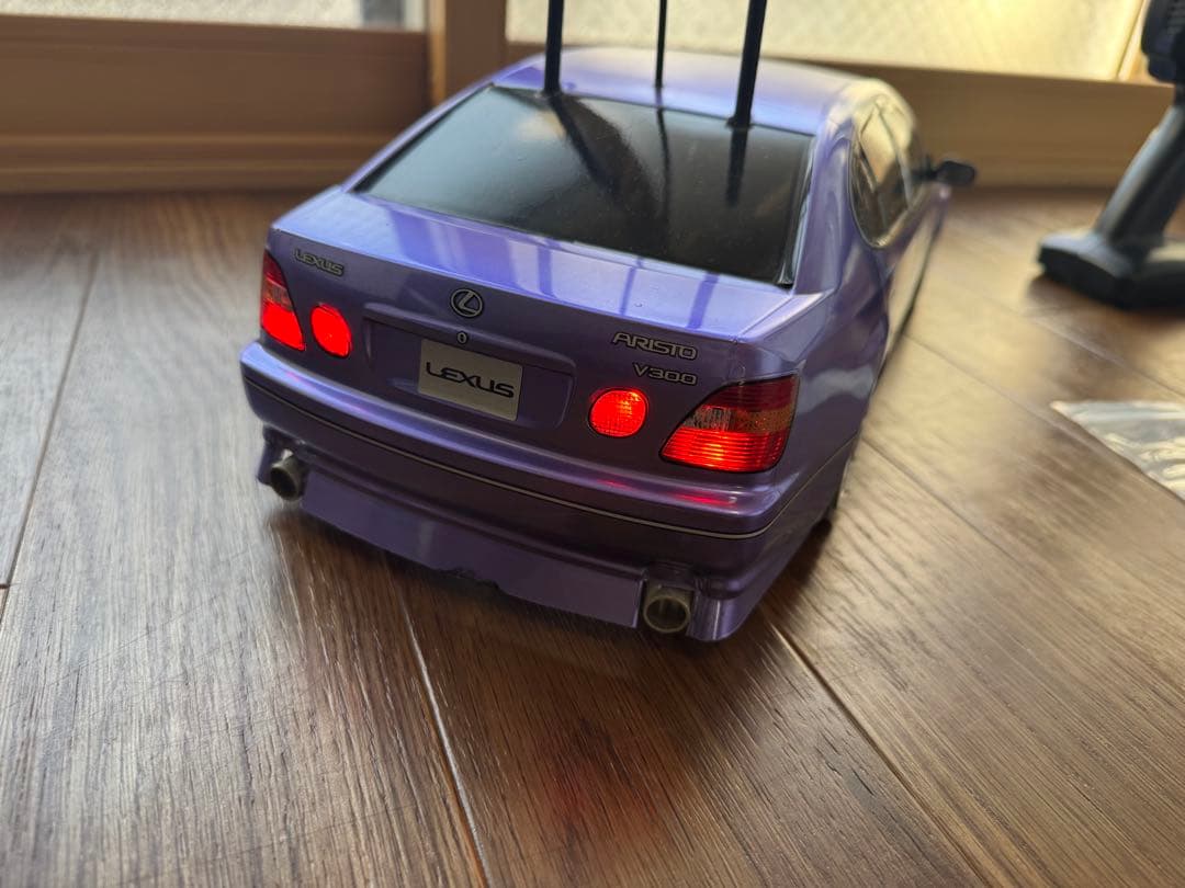 タミヤ　1/10 ラジコン　ドリフトタイヤ　アリスト