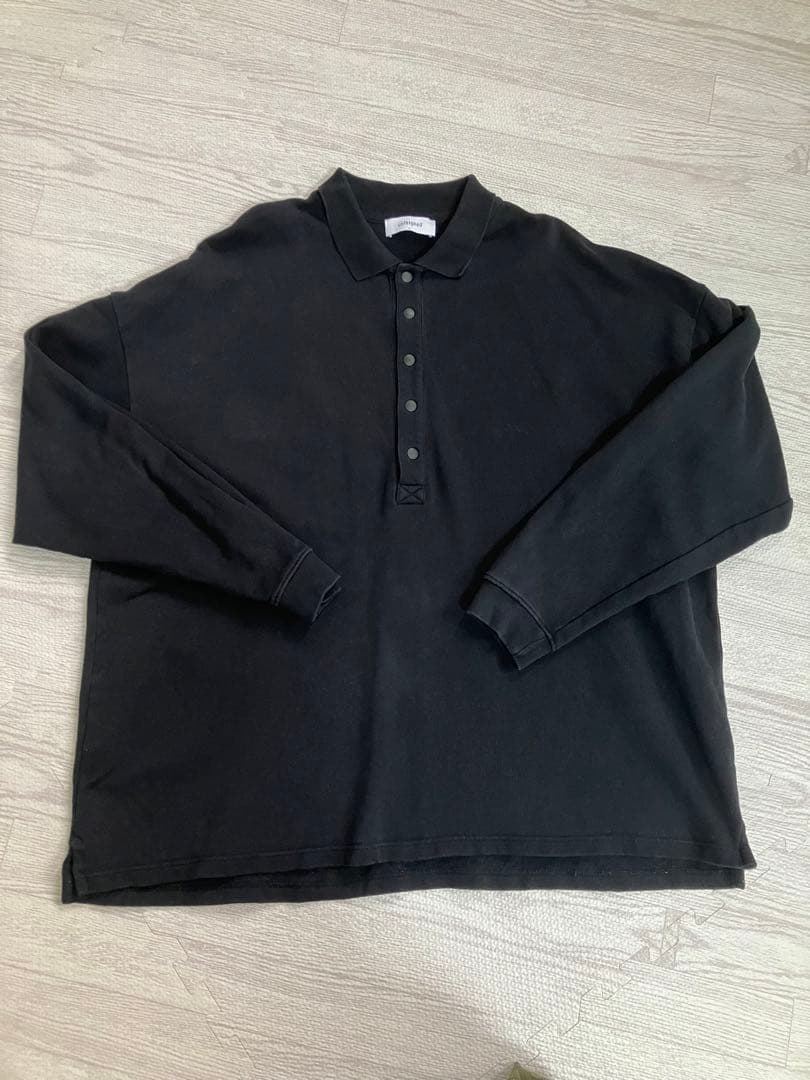 UNFEIGNED【アンフェインド】OVERSIZE POLO moat