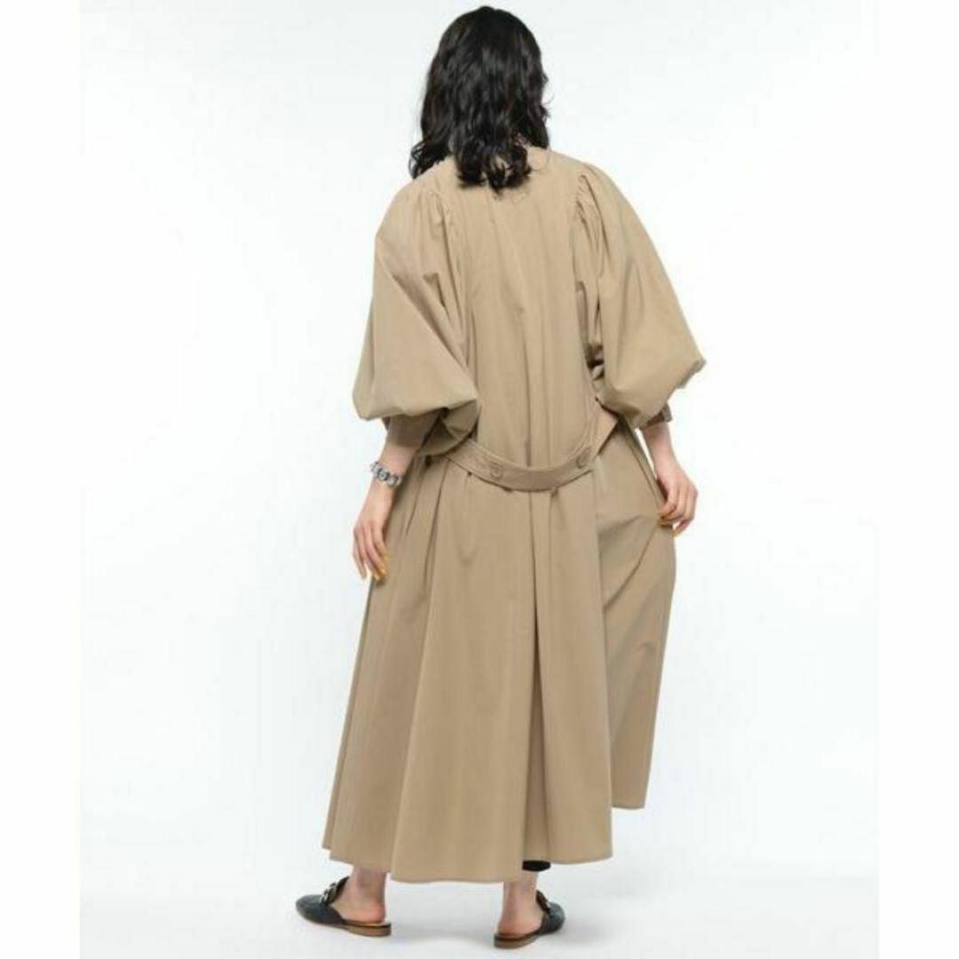 SUM1 STYLE/スミ スタイル　馬刺繍ワンピースコート　ベージュ　ホース