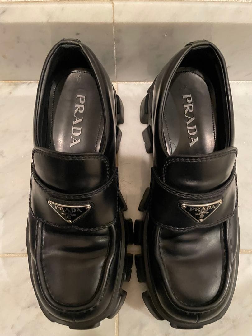 PRADA モノリス　ローファー　トライアングルロゴ　サンダル　6.5 美品