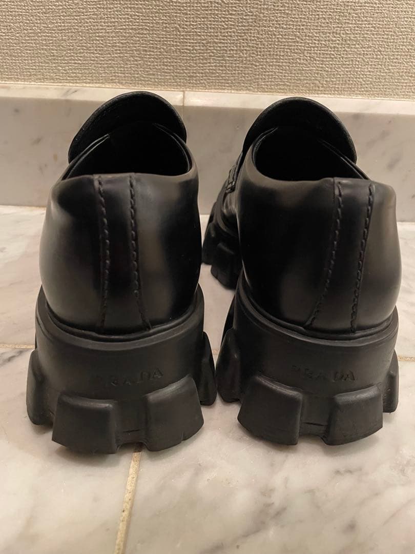 PRADA モノリス　ローファー　トライアングルロゴ　サンダル　6.5 美品