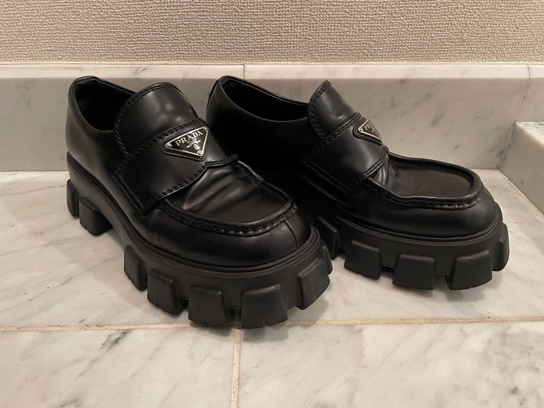 PRADA モノリス　ローファー　トライアングルロゴ　サンダル　6.5 美品
