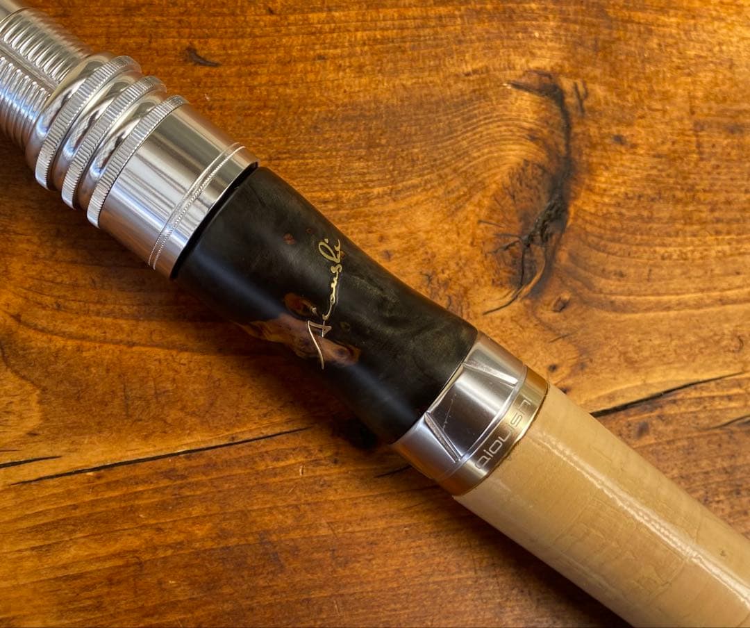 トラウトロッド　グラスロッド　ホワイト　銘木リールシート　渓流釣り　スピニング