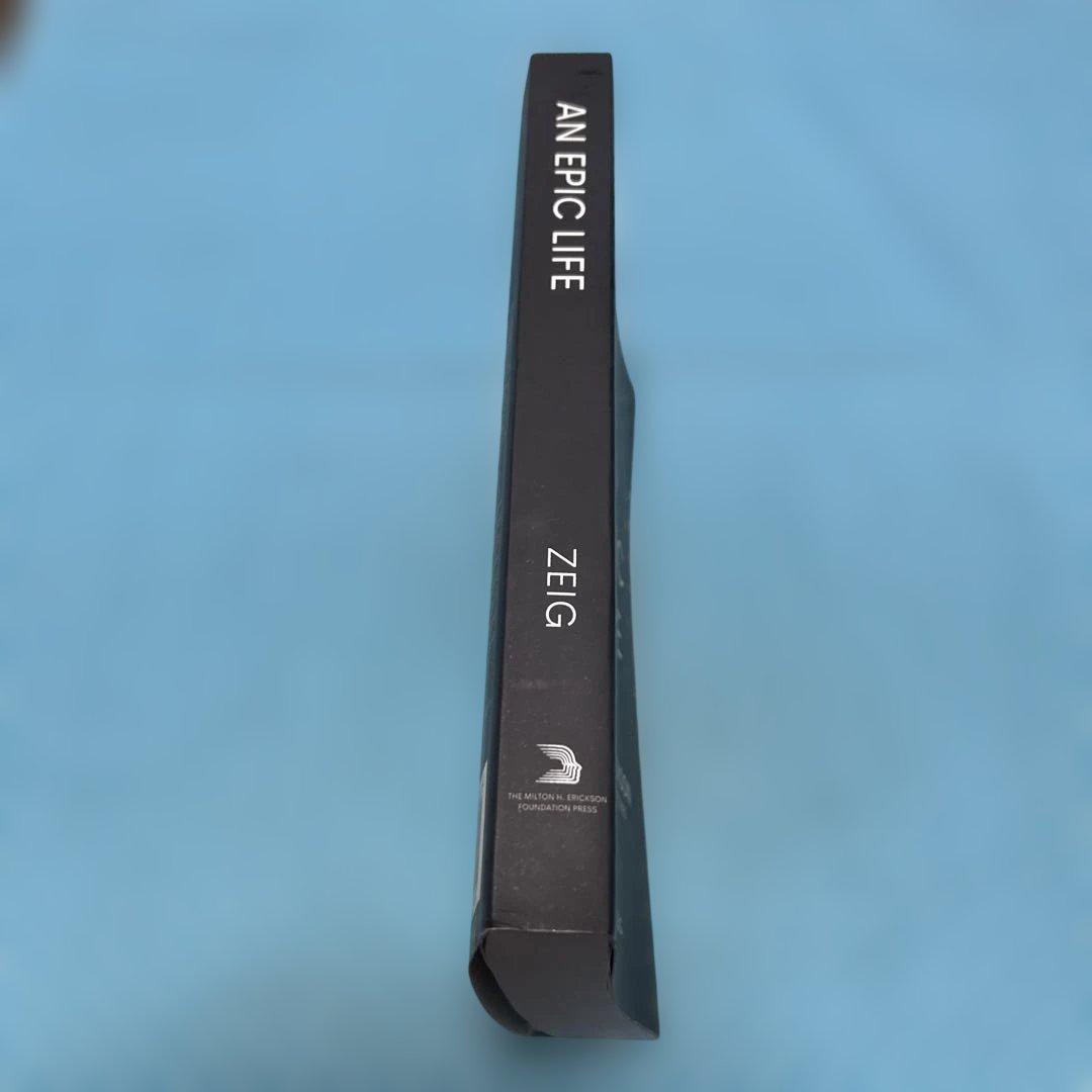 AN EPIC LIFE MILTON H.ERICKSON【匿名配送】