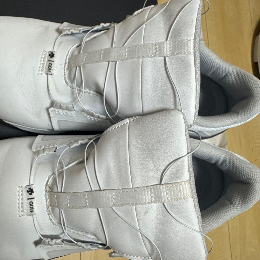 期間限定！お値下げ！DESCENTE GOLF ゴルフシューズ ホワイト