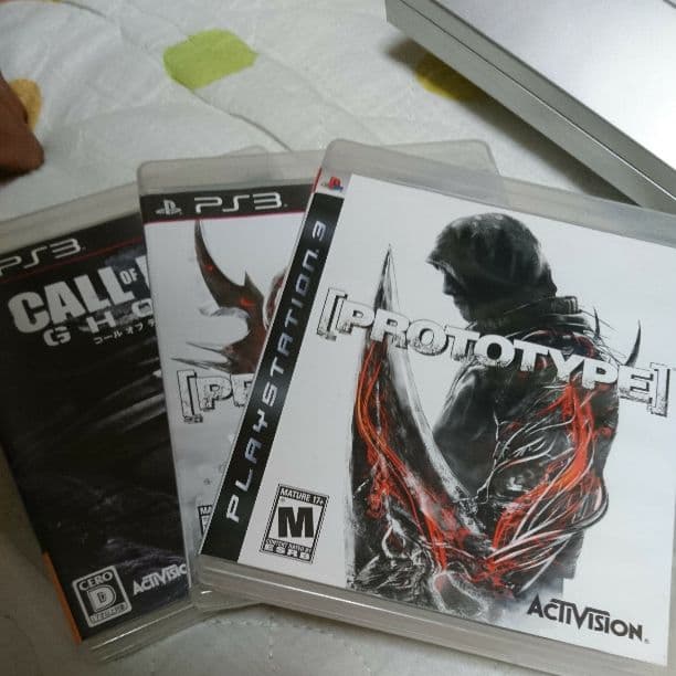 PLAYSTATION3 本体、vc付き、ソフト3本