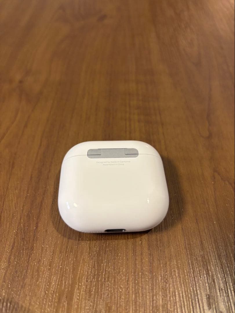 み　　AirPods4 ノイキャン無し