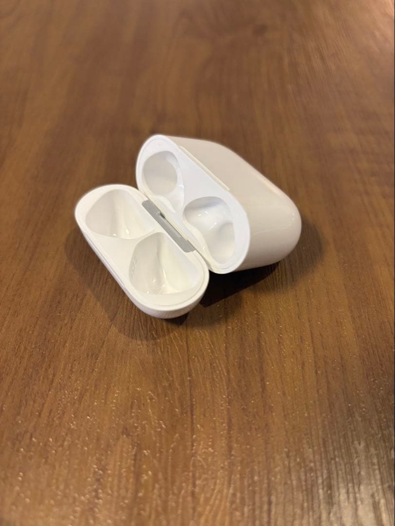 み　　AirPods4 ノイキャン無し