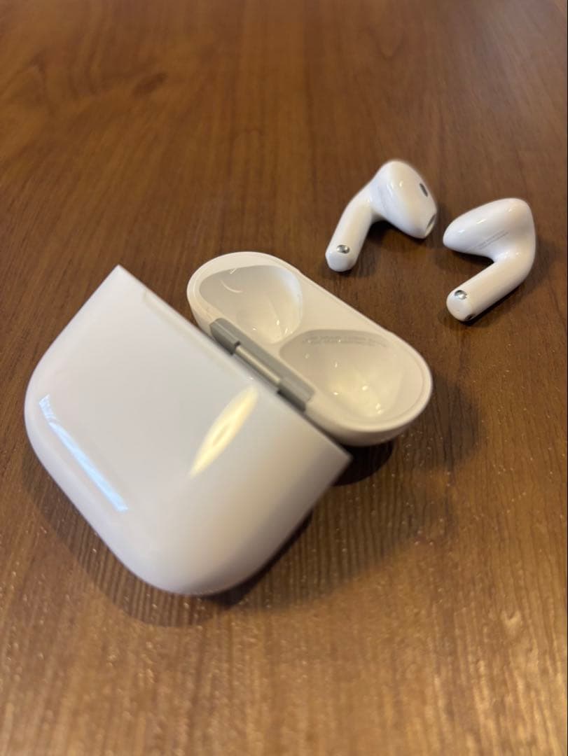 み　　AirPods4 ノイキャン無し