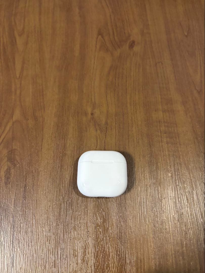 み　　AirPods4 ノイキャン無し