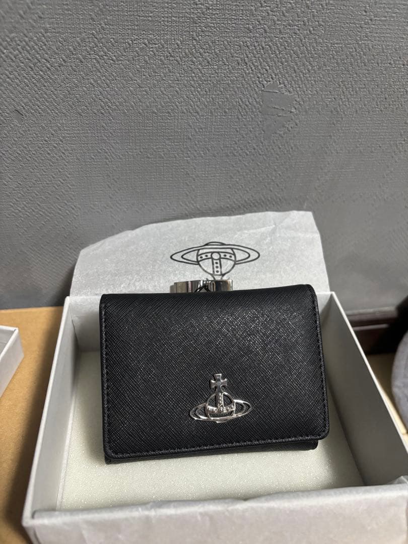 ヴィヴィアン　財布　Vivienne Westwood