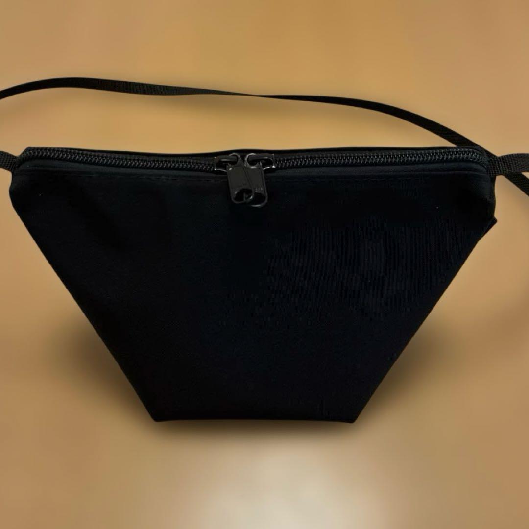 エルベシャプリエ　2885N ノワール　ナイロン舟形ショルダーバッグＳ