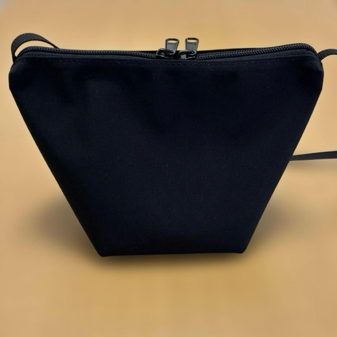 エルベシャプリエ　2885N ノワール　ナイロン舟形ショルダーバッグＳ