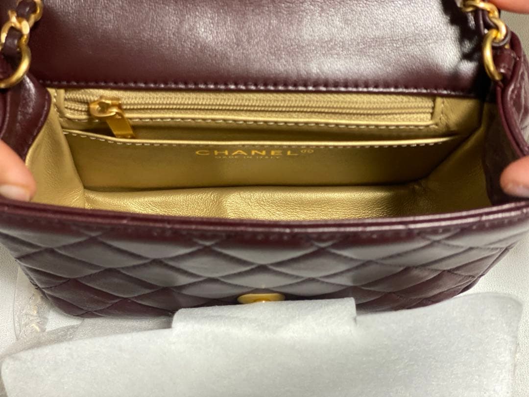 プ*o様 キルティング チェーンショルダーバッグ ボルドー ミニバッグ