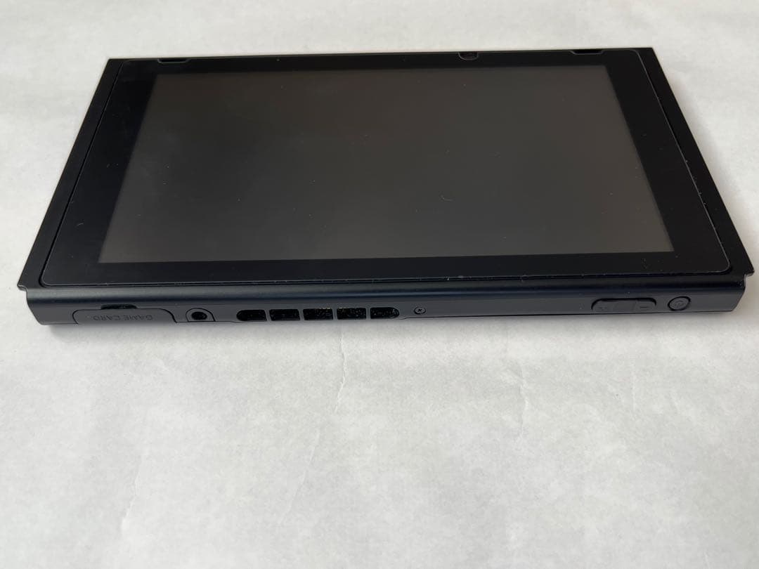 【中古】Nintendo Switch 一式 + microSD 64GB