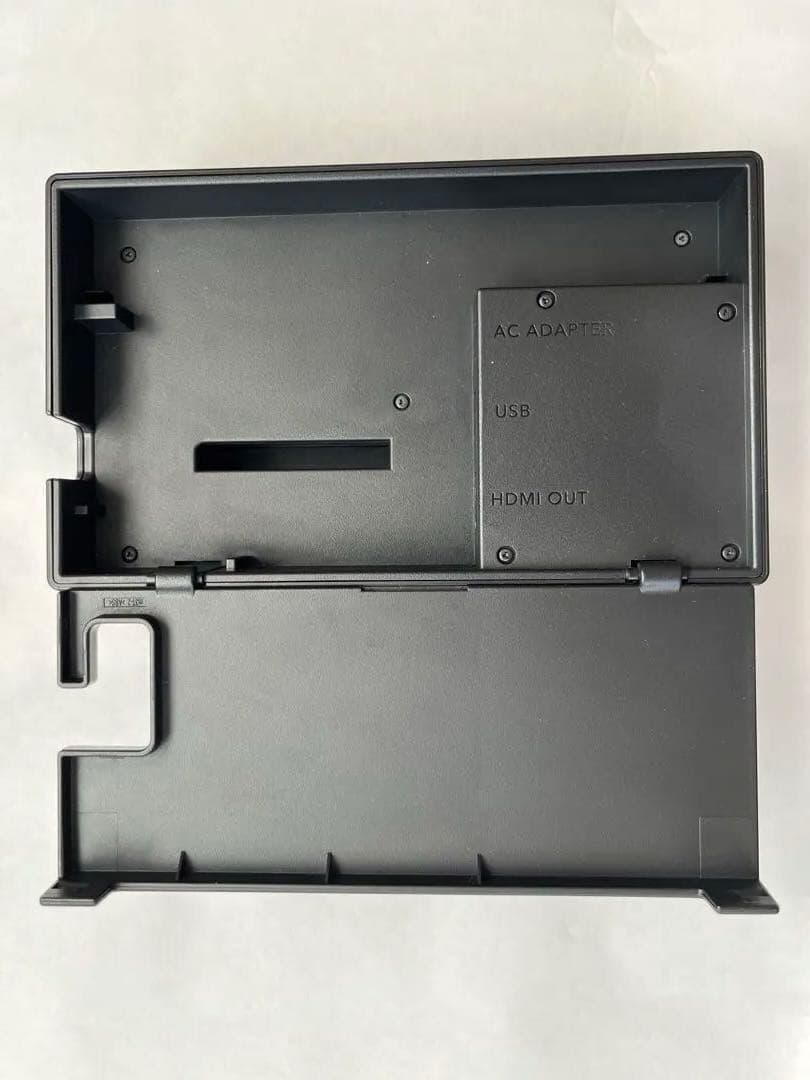 【中古】Nintendo Switch 一式 + microSD 64GB