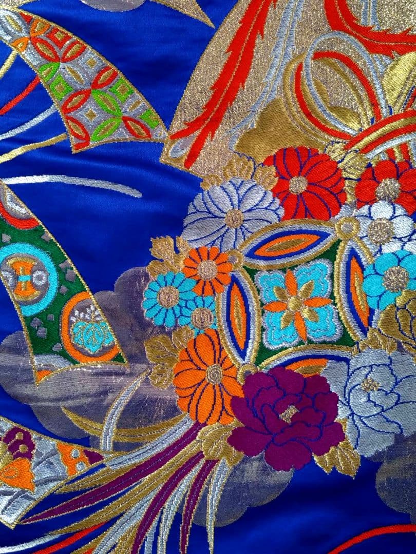 B225★豪華絢爛高級刺繍打掛★（金銀糸使用/蝶々/花柄）結婚式歌舞伎/大衆演劇