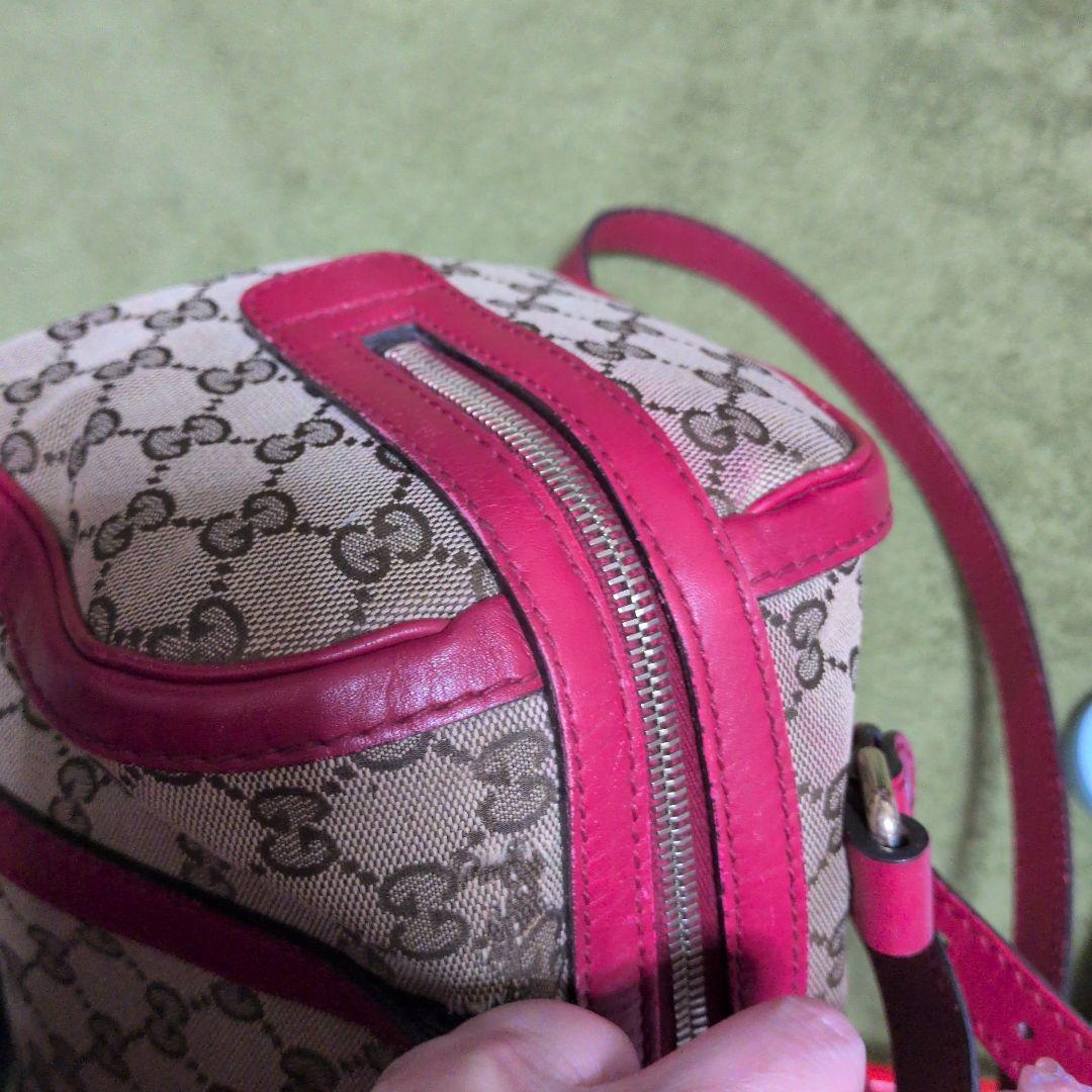 ら*む様 Gucci GGパターン ショルダーバッグ 赤
