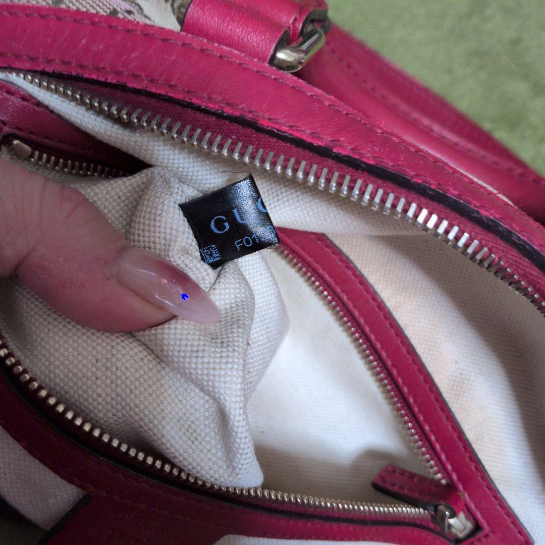 ら*む様 Gucci GGパターン ショルダーバッグ 赤