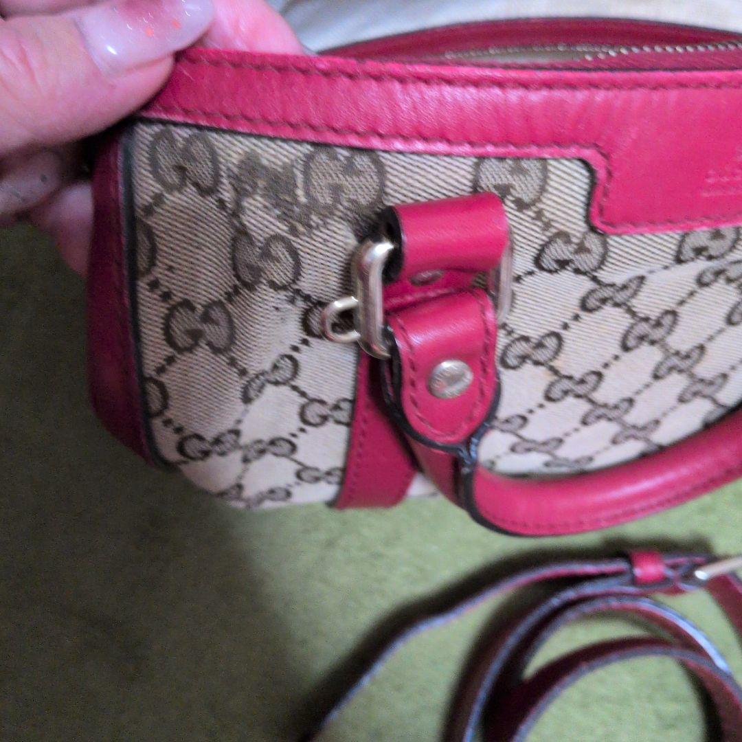 ら*む様 Gucci GGパターン ショルダーバッグ 赤