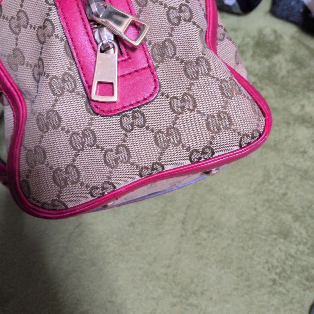 ら*む様 Gucci GGパターン ショルダーバッグ 赤