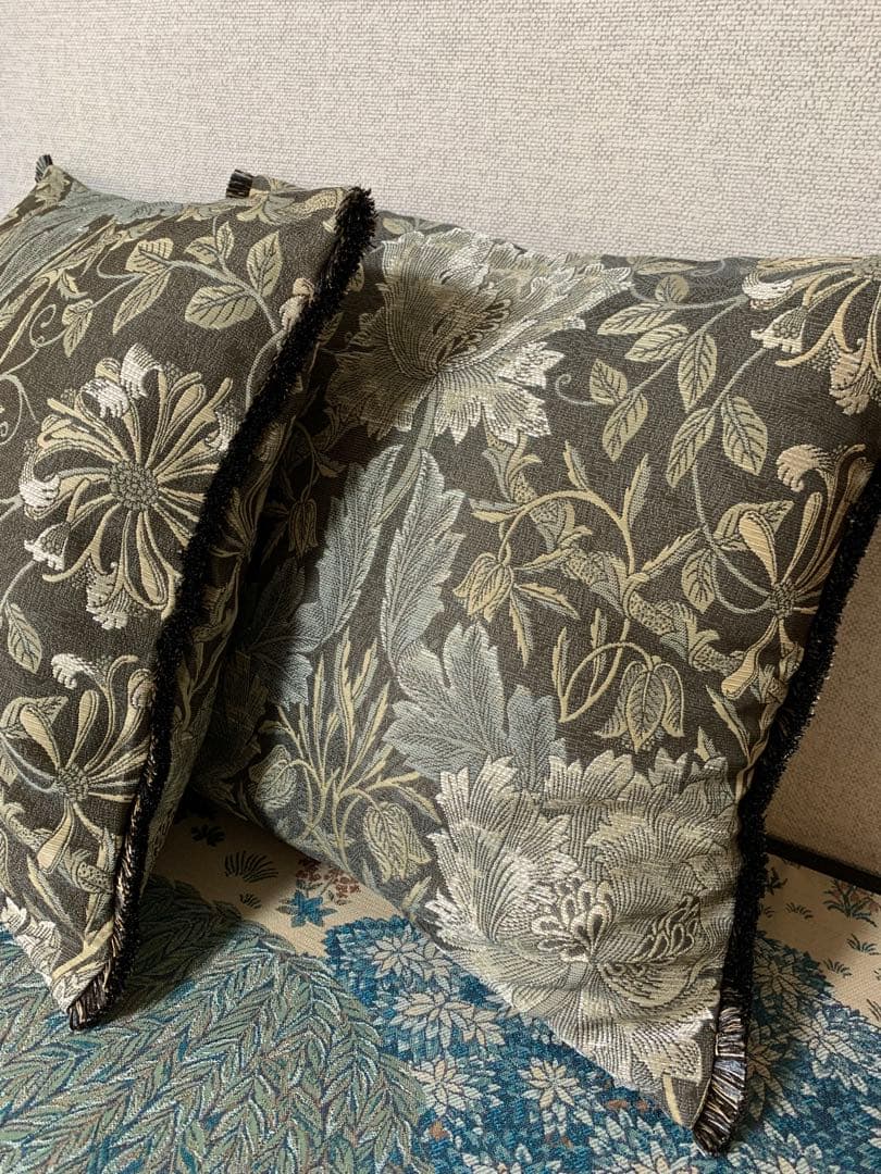 川島織物ハニーサクル2枚　モリスデザインスタジオ　クッションカバー新品45×45