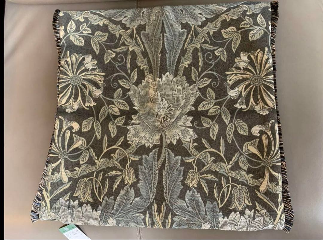 川島織物ハニーサクル2枚　モリスデザインスタジオ　クッションカバー新品45×45