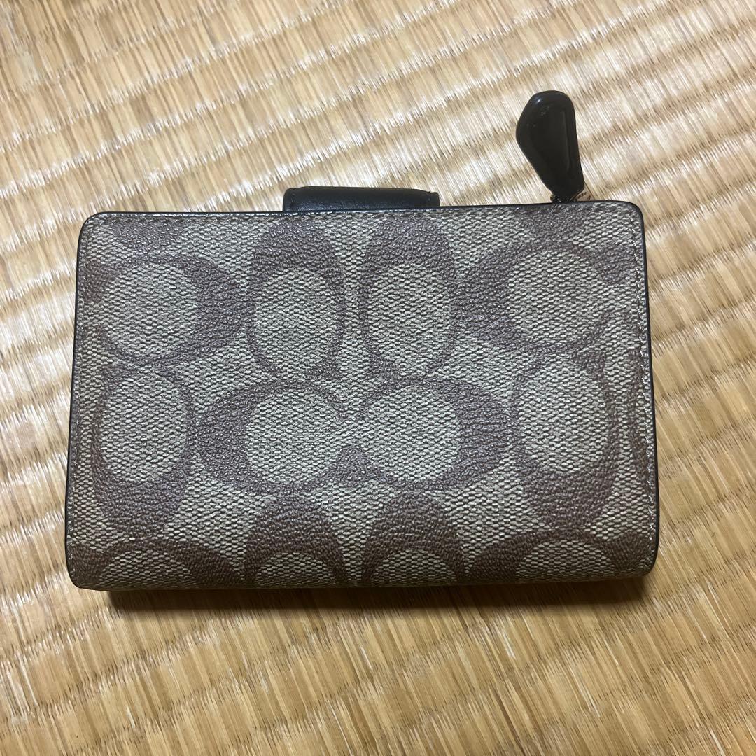 COACH コーチ　二つ折り財布　シグネチャー　新品未使用