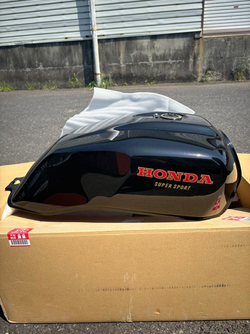 cb1100 sc65 タンク　カスタムタンク