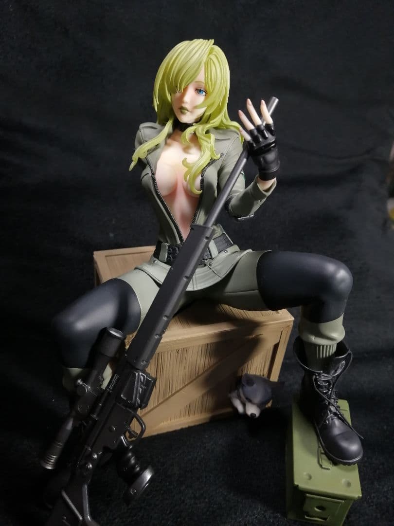 箱無し 中古美品　メタルギア ソリッド 美少女 スナイパーウルフ フィギュア