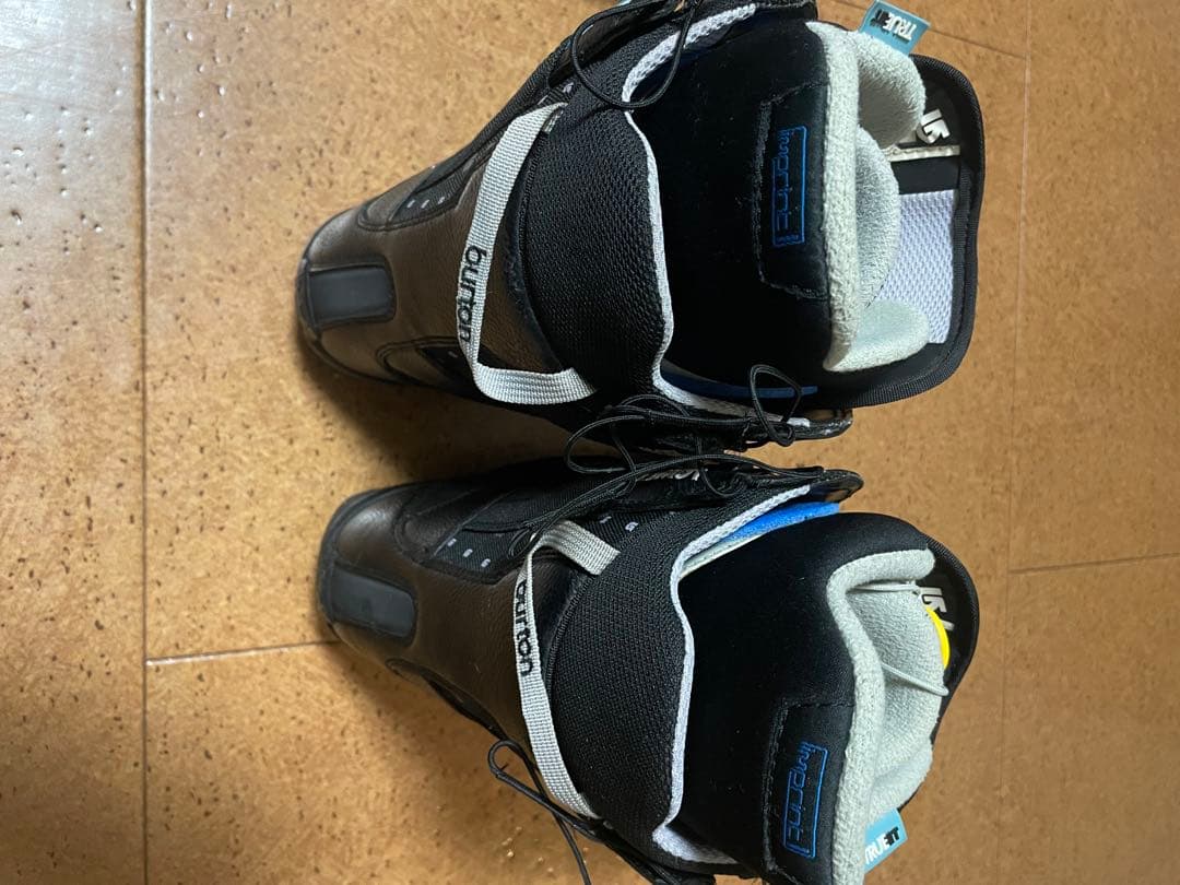 Burton スノーボードブーツ オマケ付