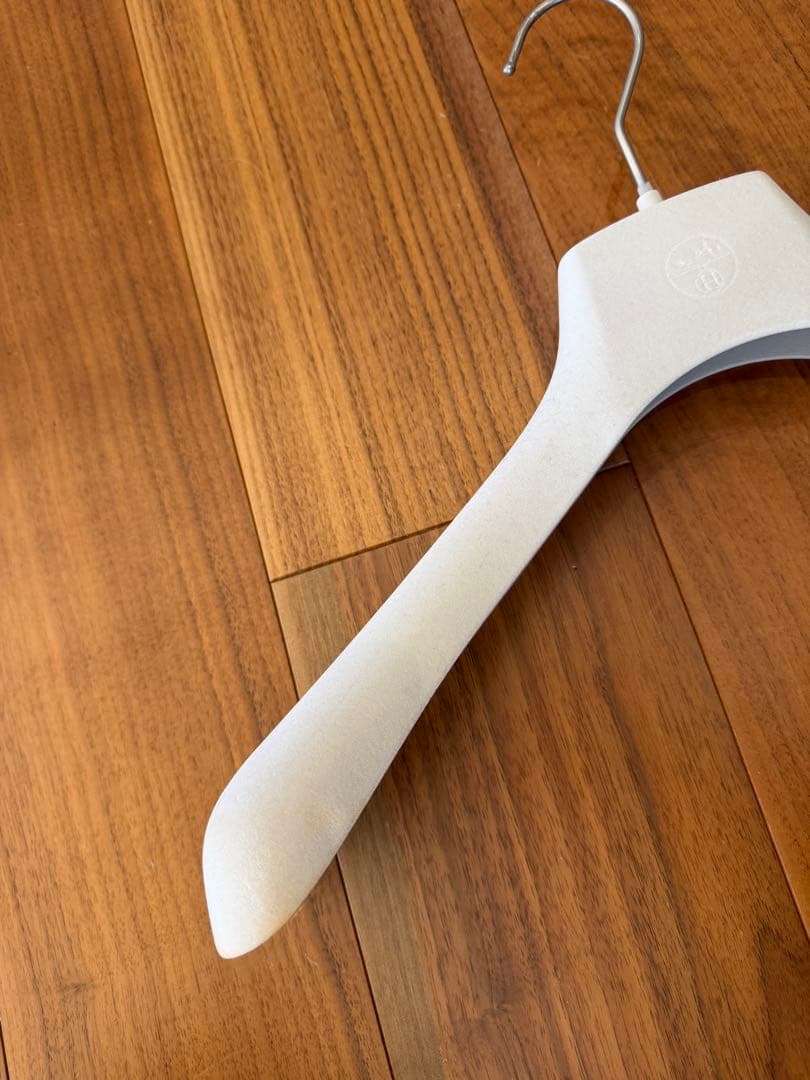 【エルメス】ハンガー50本セット