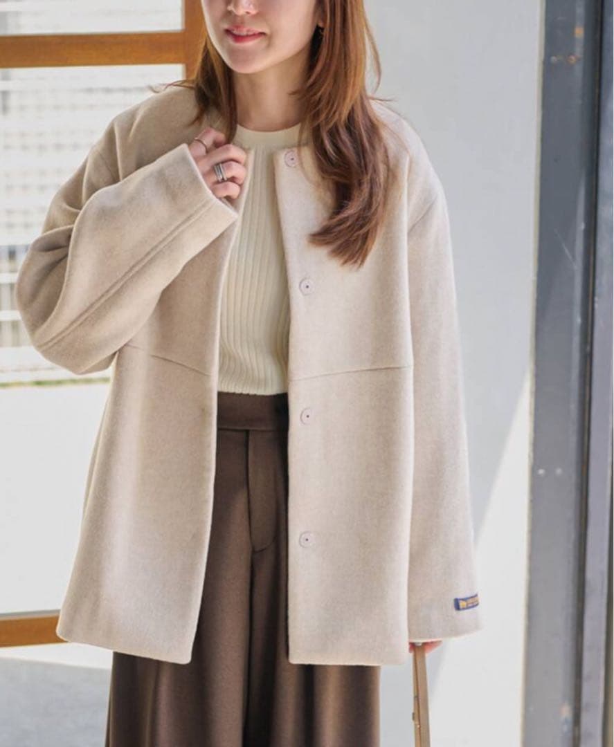 スーパーファインビーバークルーネックコート　ベージュ　38