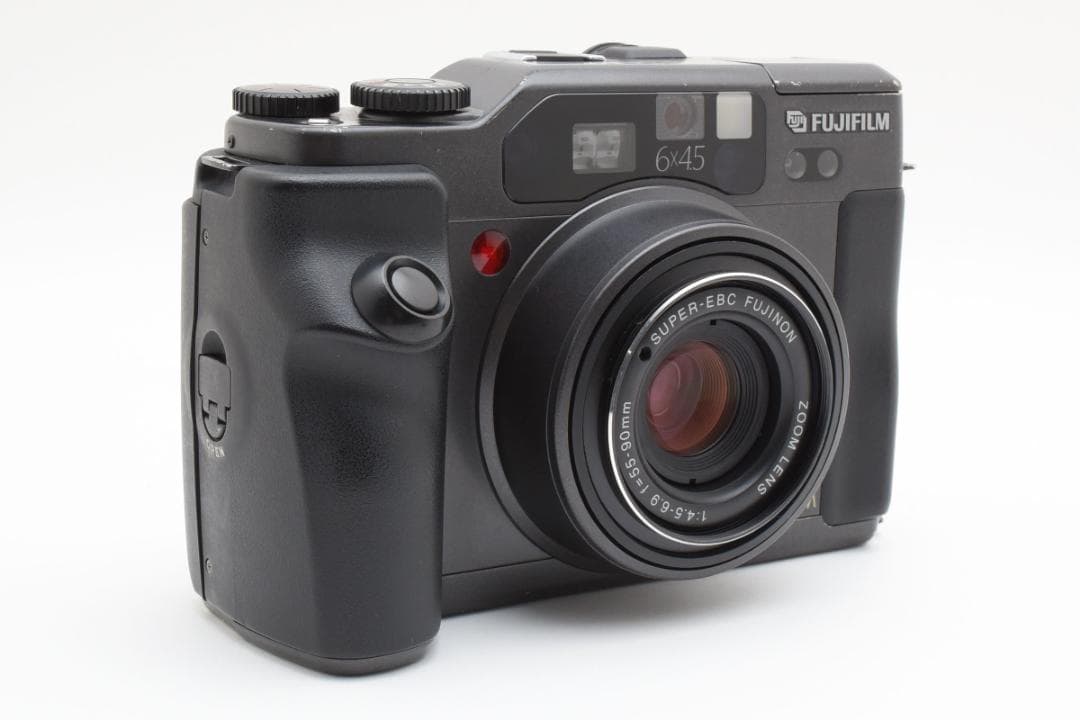 フジフィルム　 FUJIFILM GA645Zi Professional