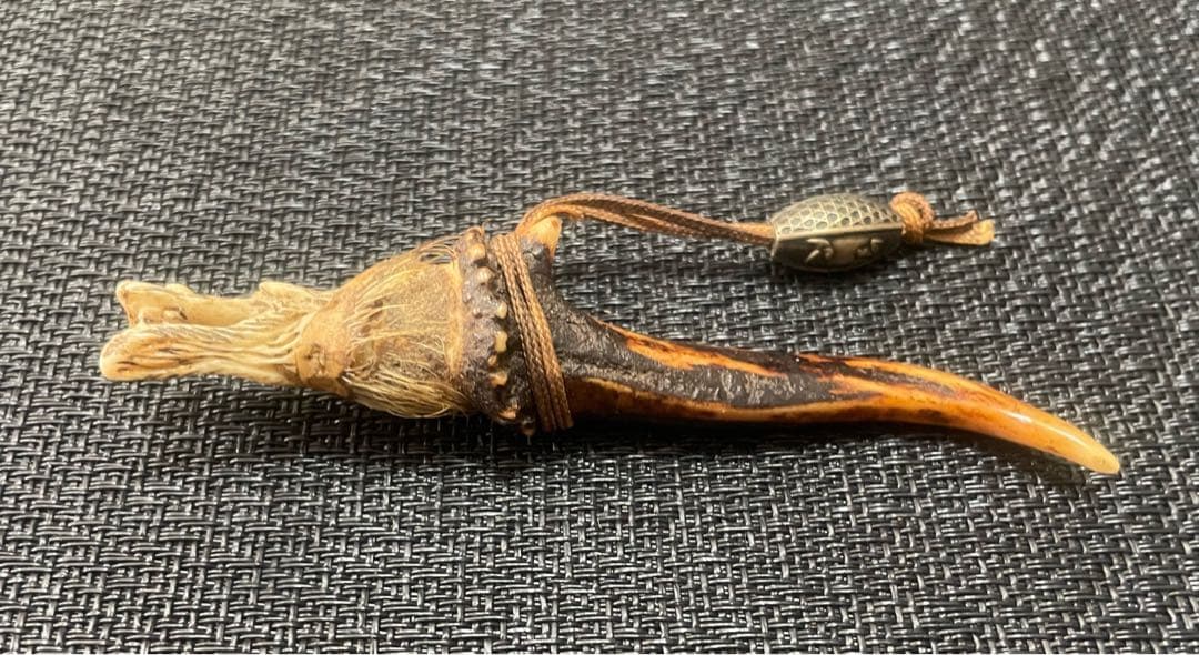 龍　根付　天然素材　縁起物　時代物　古美術品 繊細彫刻　レア　アンティーク