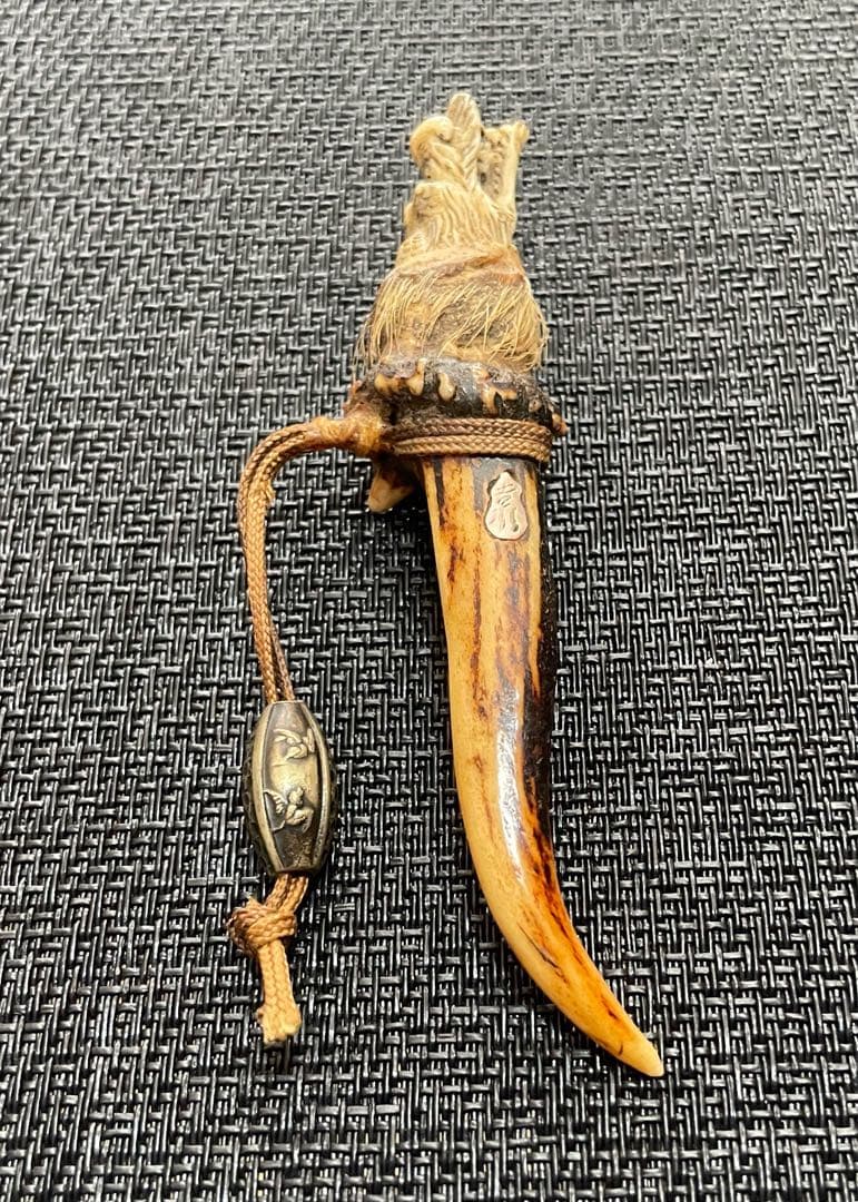 龍　根付　天然素材　縁起物　時代物　古美術品 繊細彫刻　レア　アンティーク