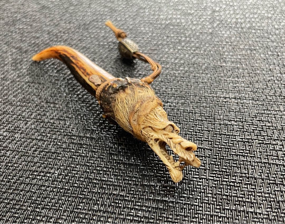 龍　根付　天然素材　縁起物　時代物　古美術品 繊細彫刻　レア　アンティーク